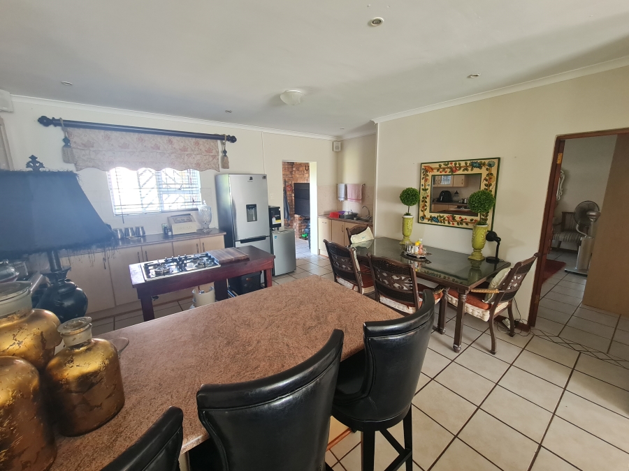 3 Bedroom Property for Sale in Jeffreys Bay Central Eastern Cape